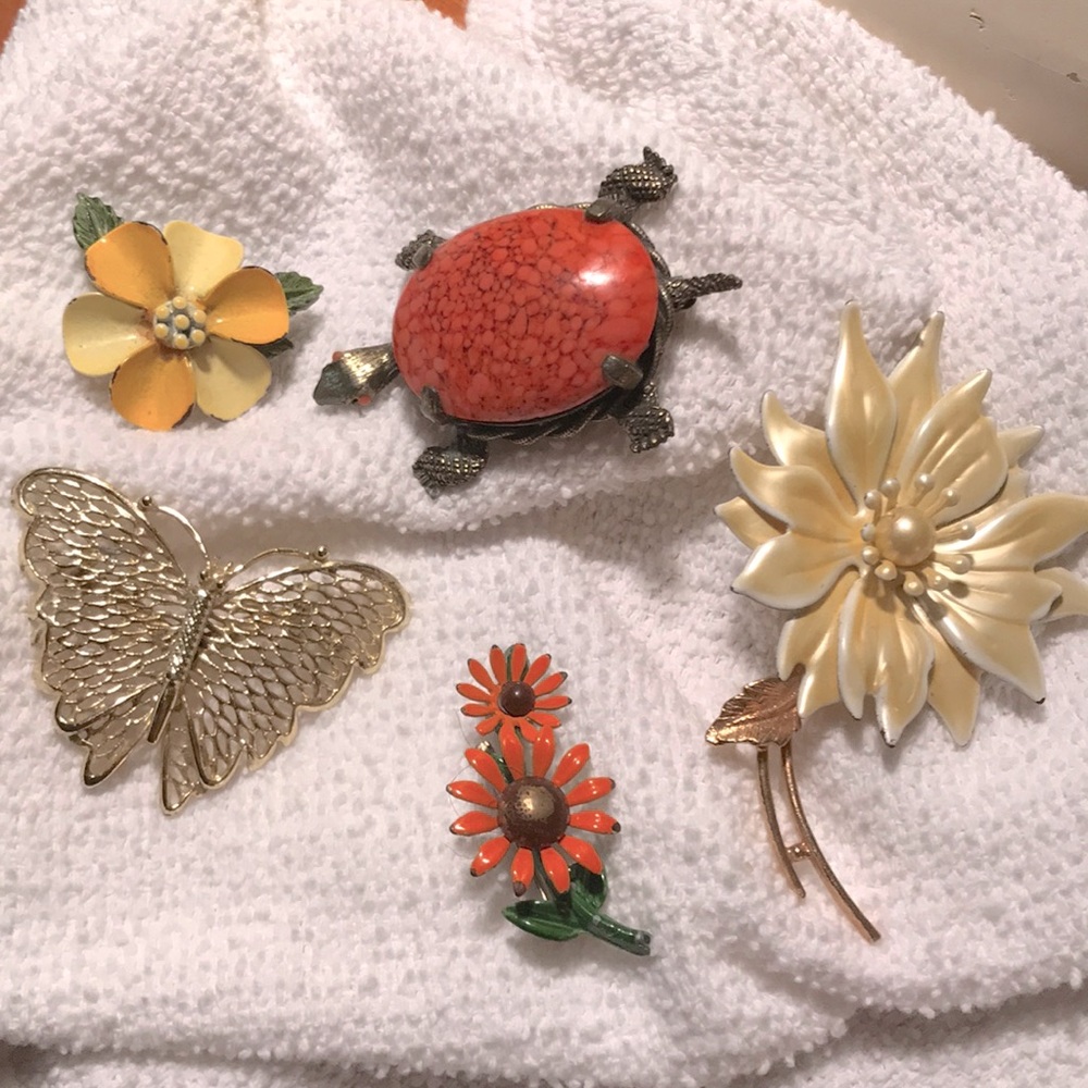 Vintage brooches